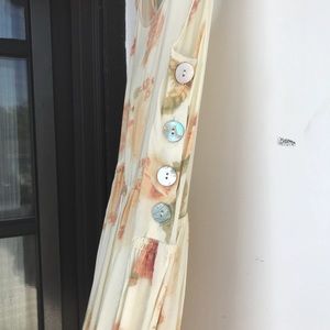 Light flower dress/cover-up